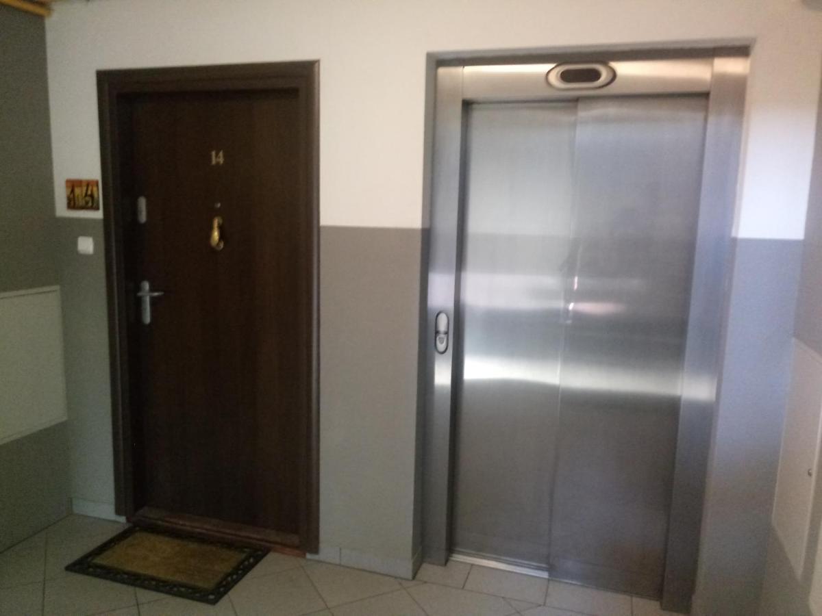 Chata Mego Brata ليمانوفا المظهر الخارجي الصورة